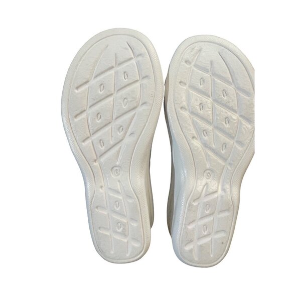 BZees Women's Smile II Slide Sandals Wave Stripe Fabric 8M - Picture 7 of 7